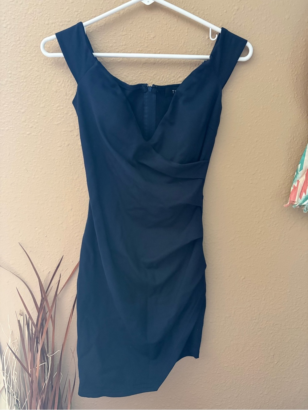 Trac Navy Sleeveless V-Neck Dress